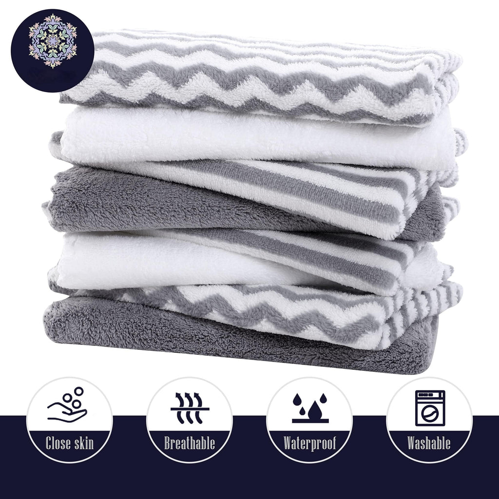 Unisex grey and white patterned burp cloths set