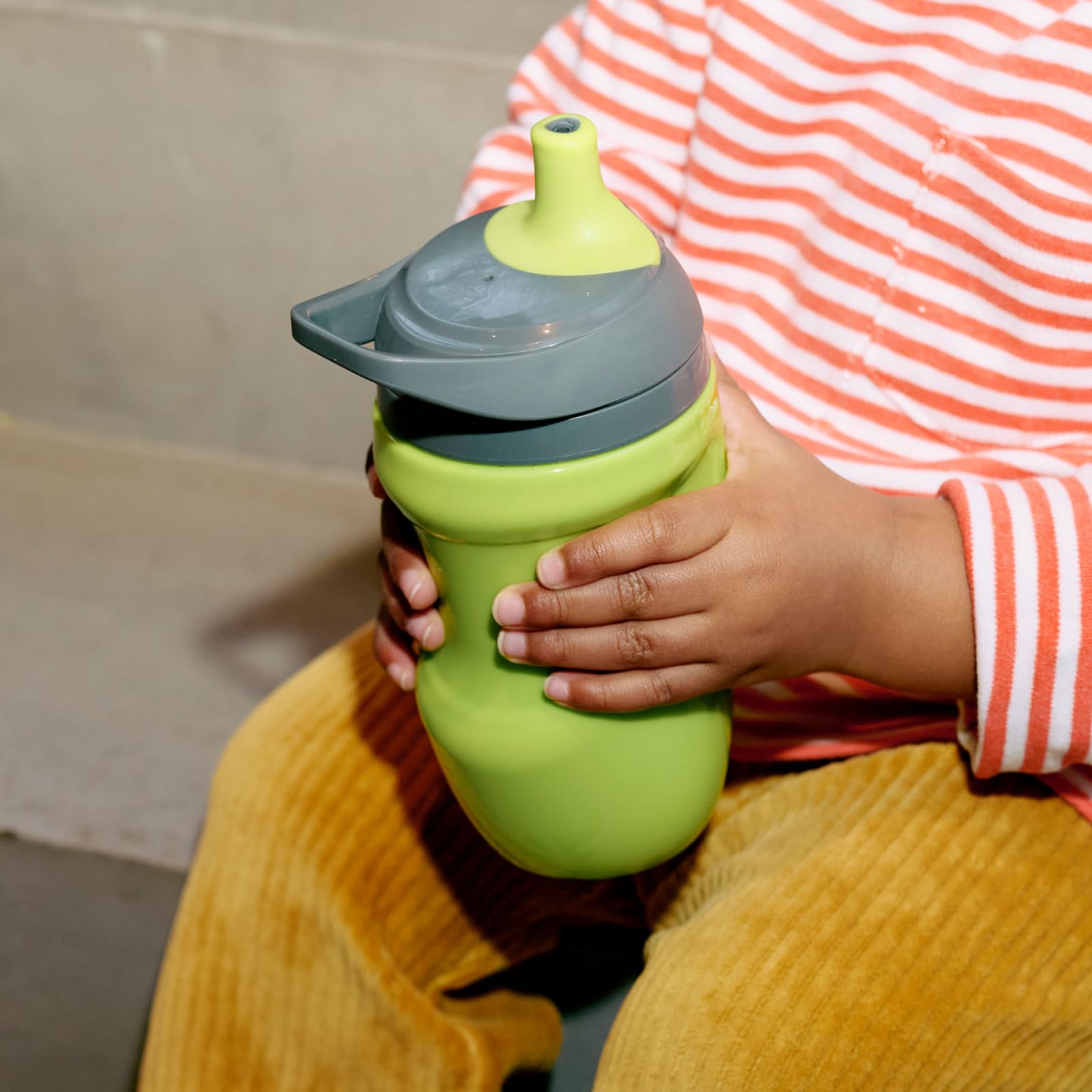 Tommee Tippee spill proof sippy cup for toddlers highlighting the durable bite resistant spout