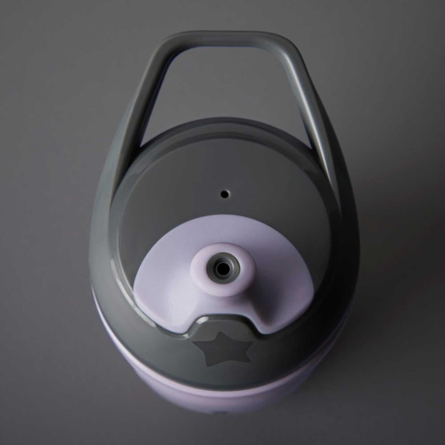 Tommee Tippee premium imported toddler water bottle packaging showcasing the chemical free materials certification