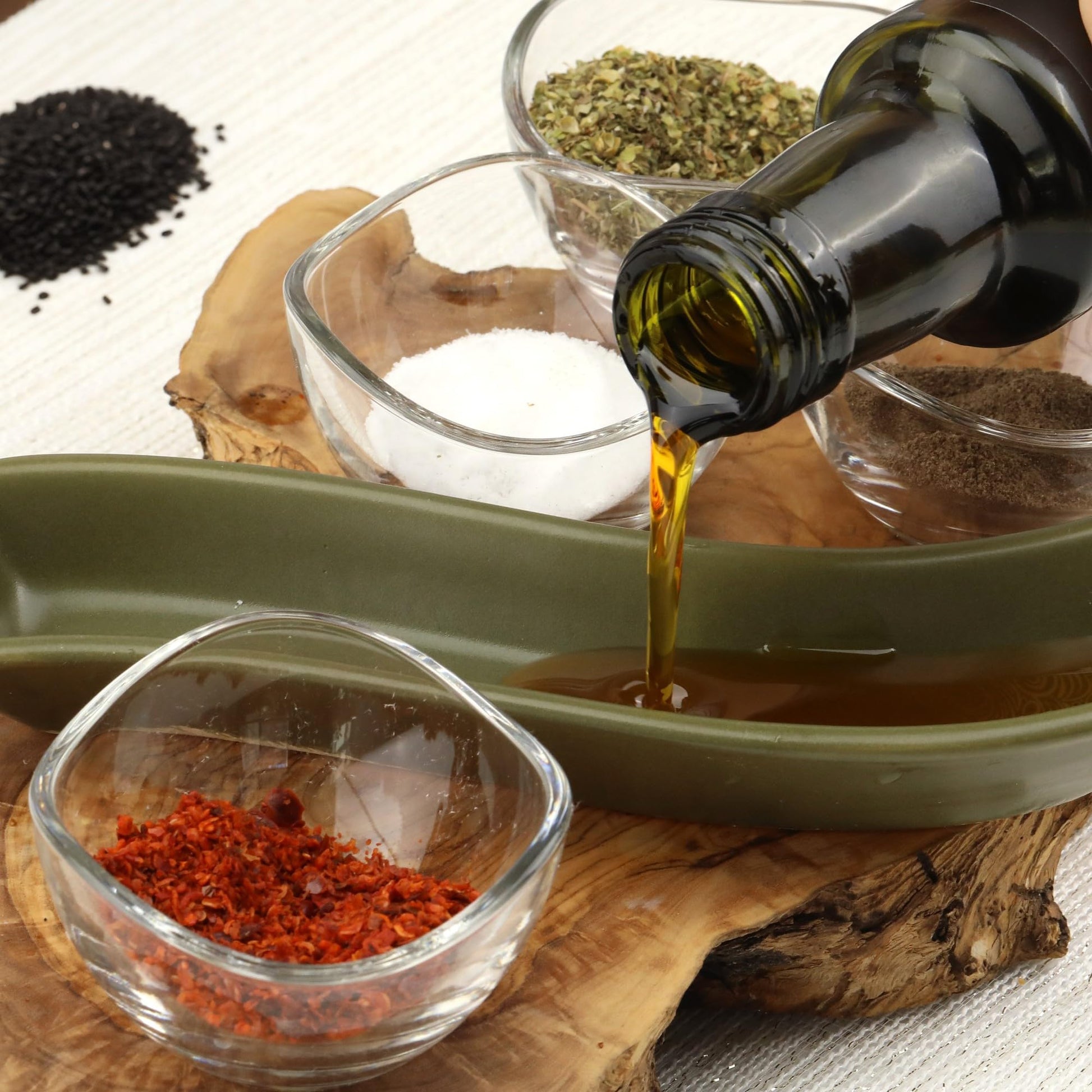 Herbal Wind Turkish Nigella Sativa liquid supplement for joint health and skin wellness.