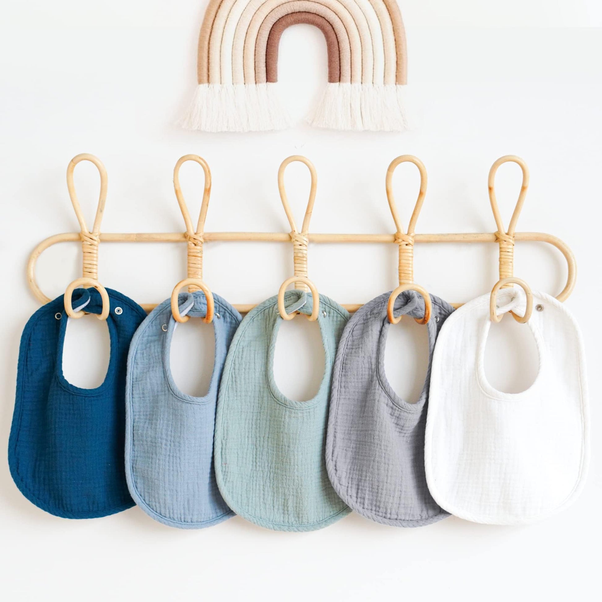 Konssy baby bibs 8 pack packaging and color variety.