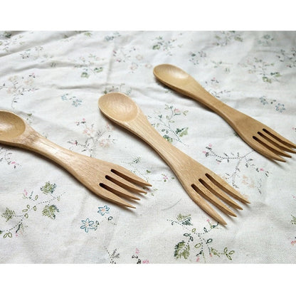 Natural texture of organic bamboo dining utensils