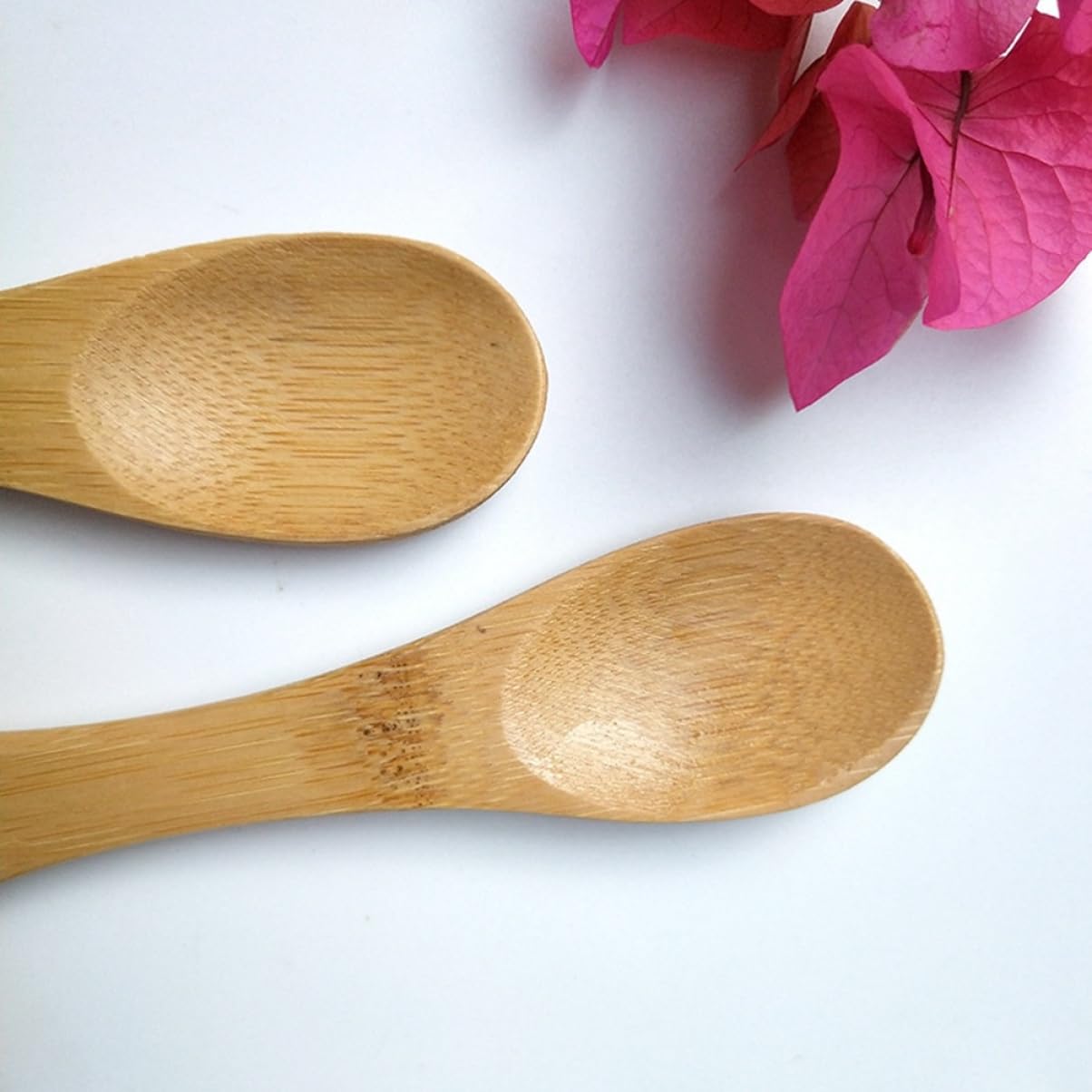 Five piece set of biodegradable bamboo sporks for daily dining
