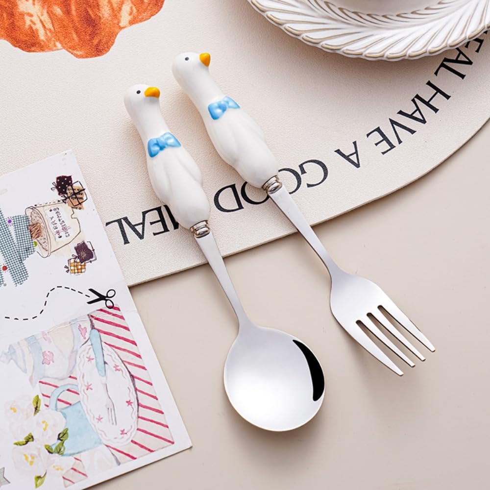Royal Shang Youpin stainless steel fork and spoon set on dining table