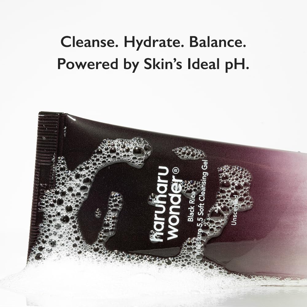 Haruharu Wonder 5.5 pH gel cleanser texture