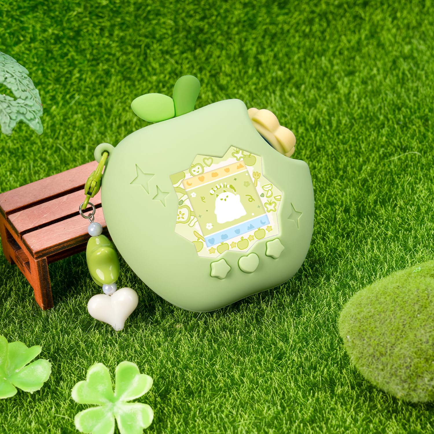 Close up view of the shockproof green silicone material showcasing the three dimensional apple design texture