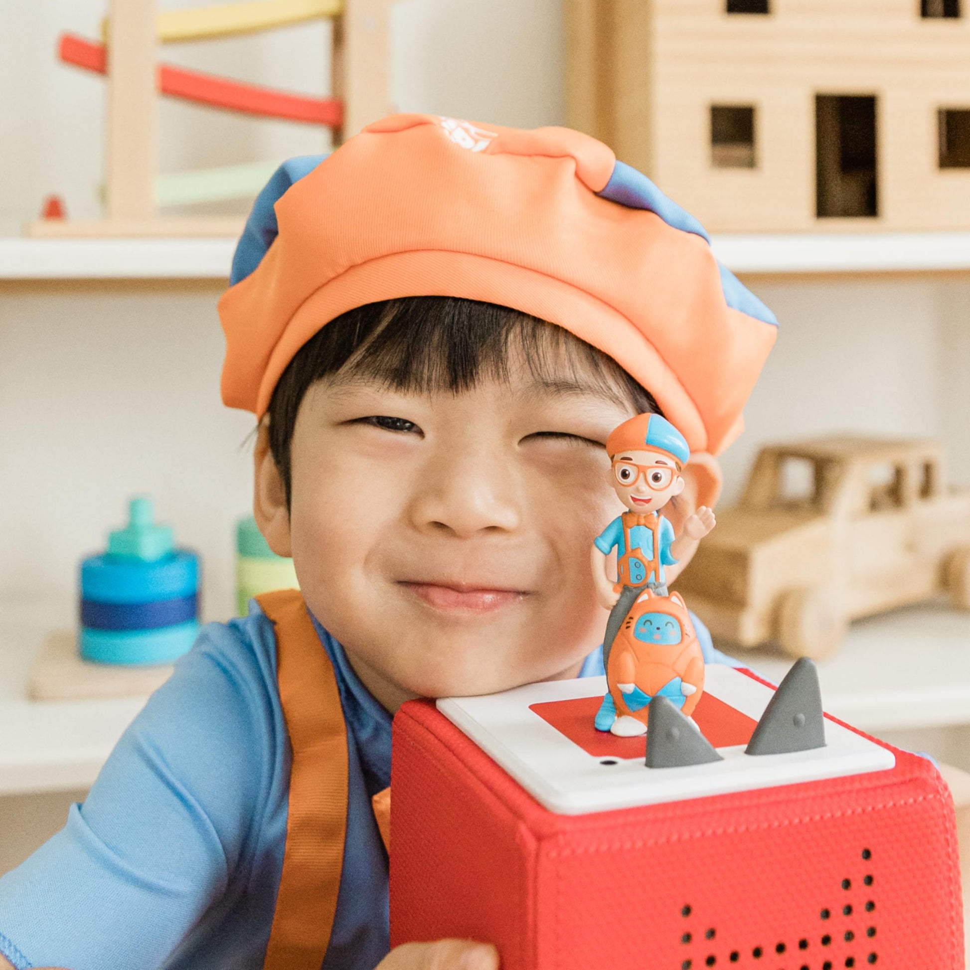 Authentic Tonies Blippi figurine packaging showcasing road trip tracklist details