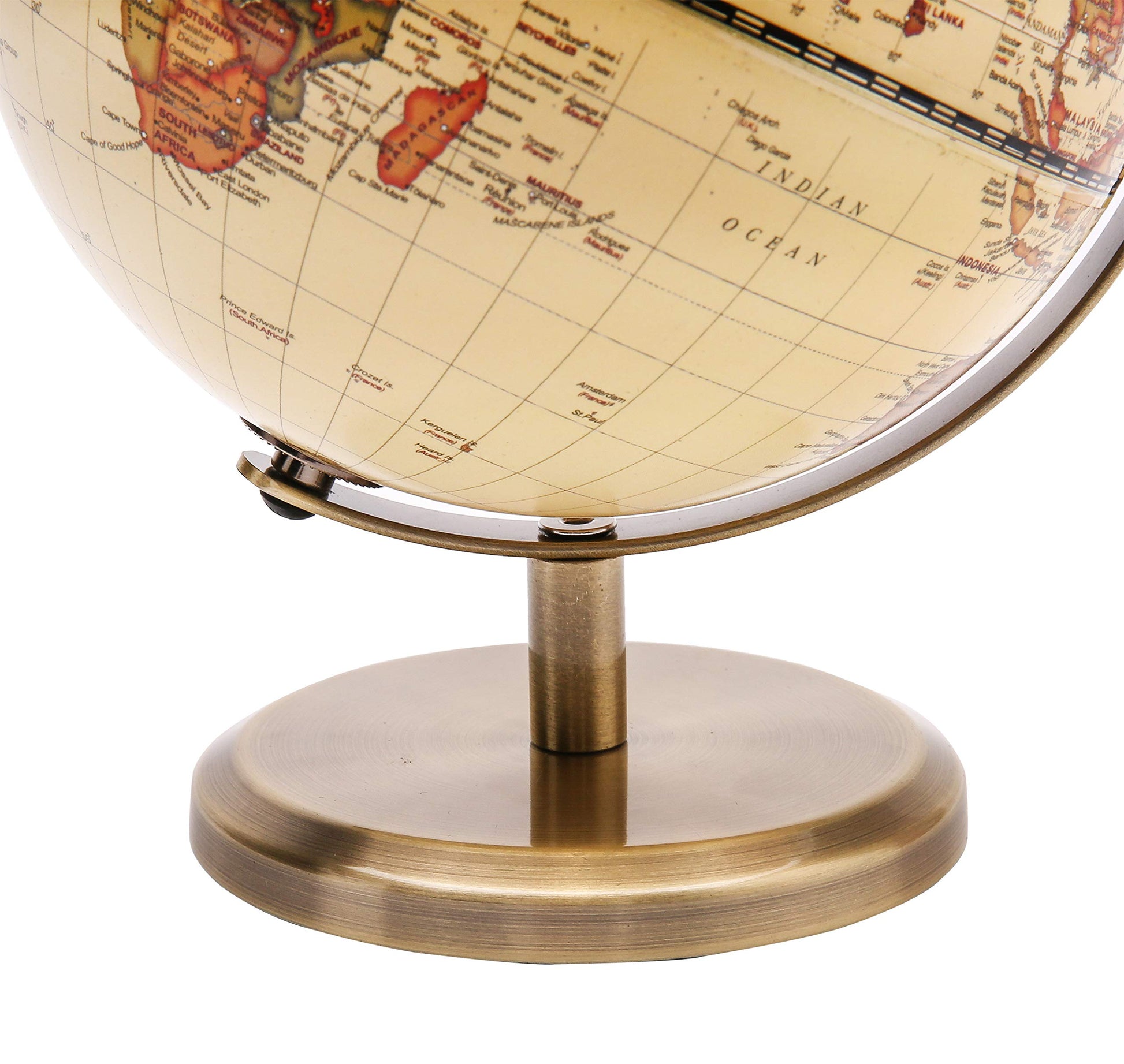 Bottom view of the sturdy metal base of Topglobe globe