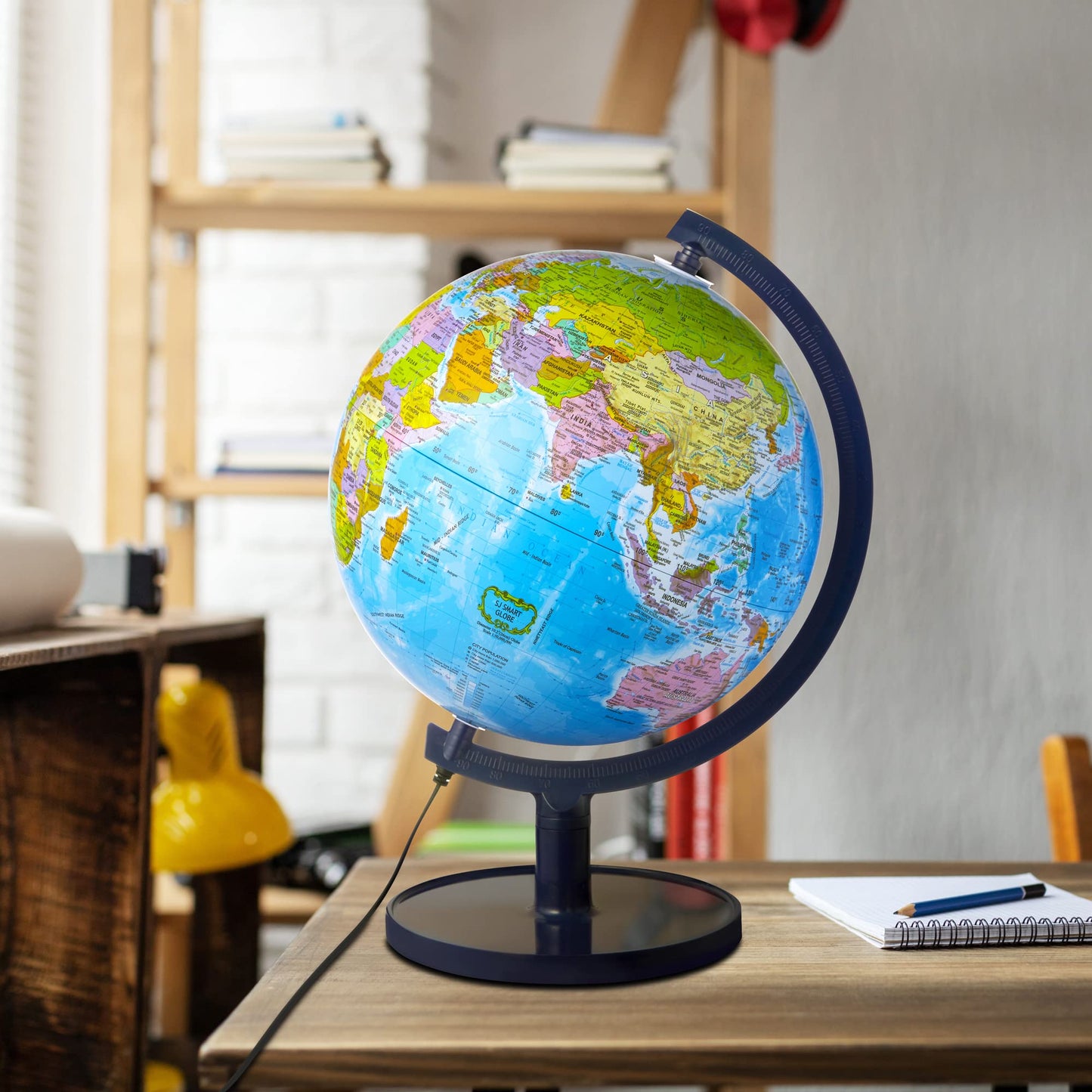 Detailed view of Sjsmartglobe physical map and base