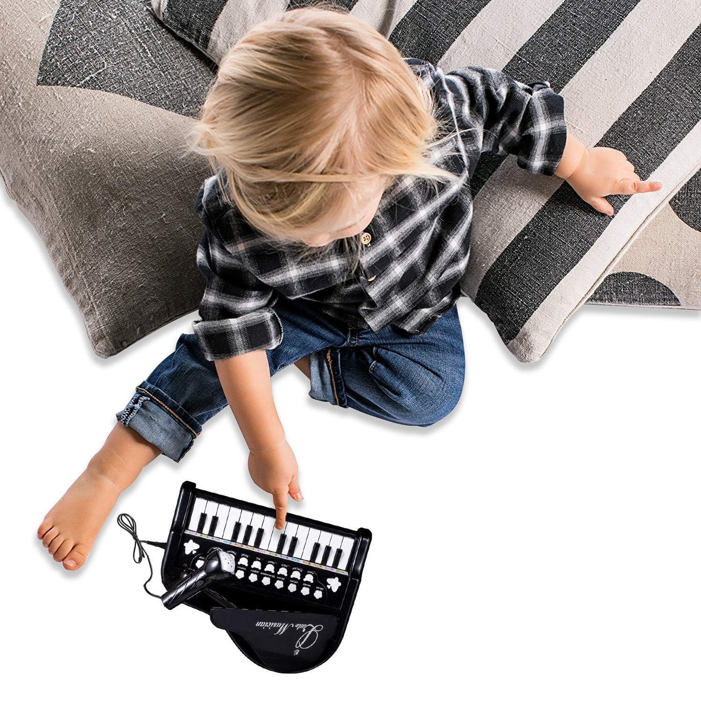 Love&Mini 24 keys educational toy piano displaying the rear side auxiliary input ports