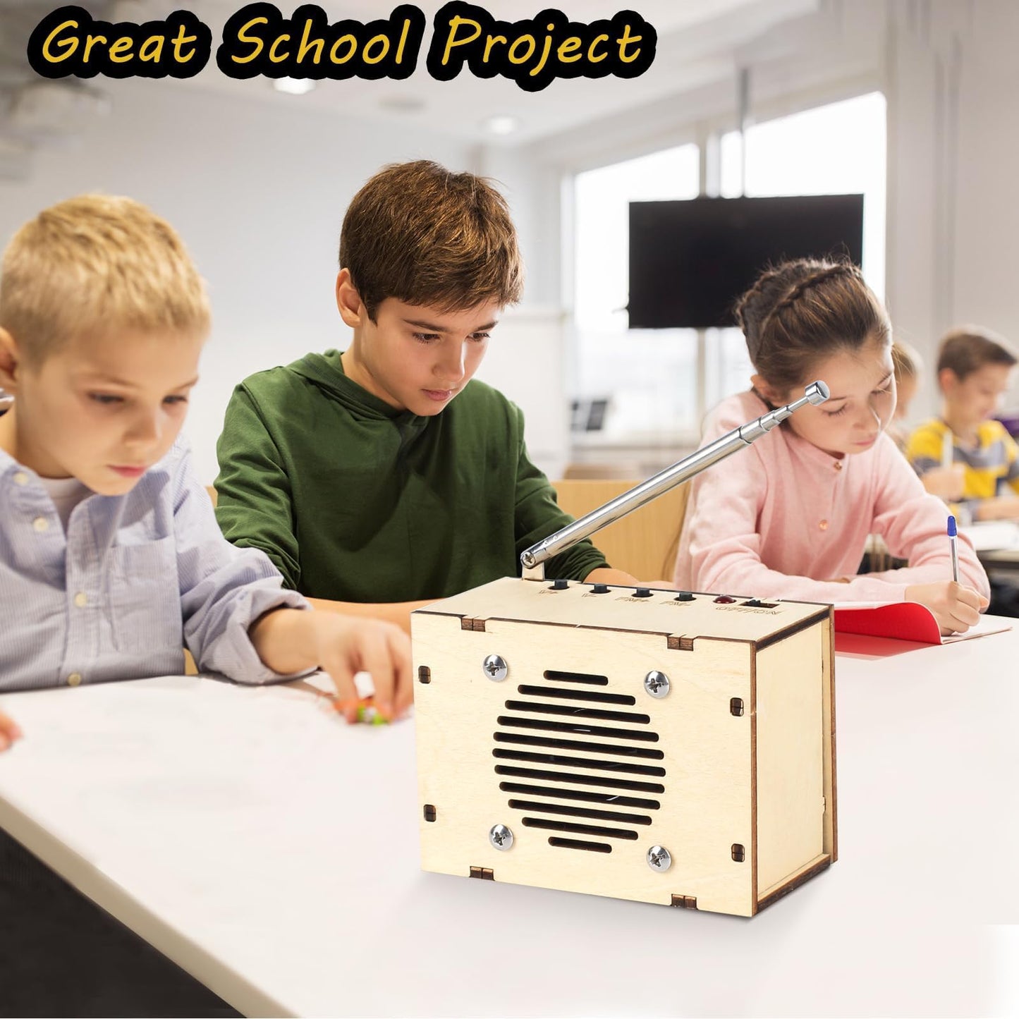 Fully extended antenna on the finished CYOEST DIY electronics engineering physics project for boys and girls.