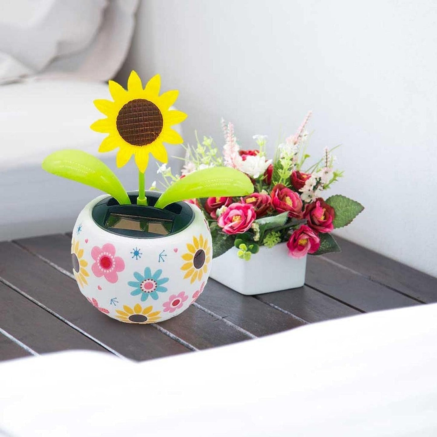 JJLFresheners eco friendly solar novelty flower dancing toy for educational physics demonstrations