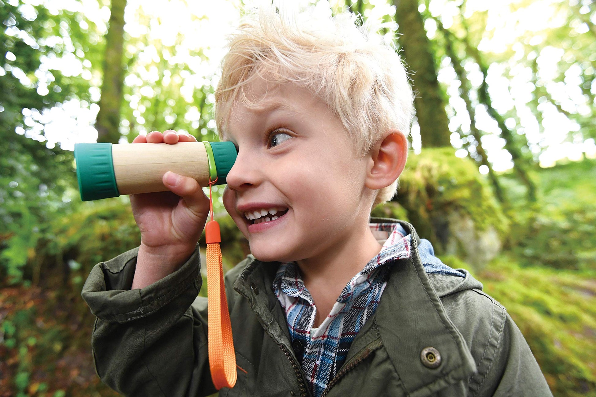 Sustainable bamboo spy gear telescope by Hape for outdoor nature observation