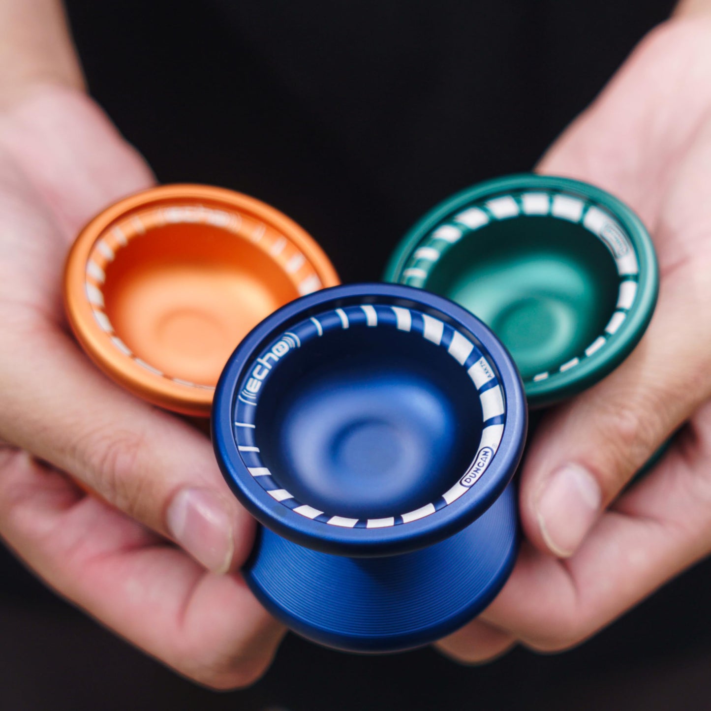 Duncan Echo 2 packaging and yoyo accessories