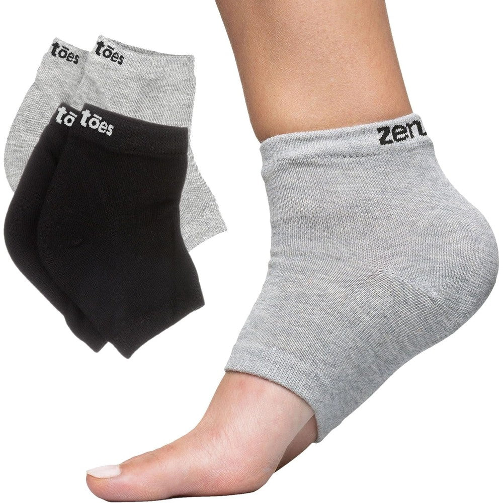 ZenToes men's moisturizing cotton sleep socks in gray and black