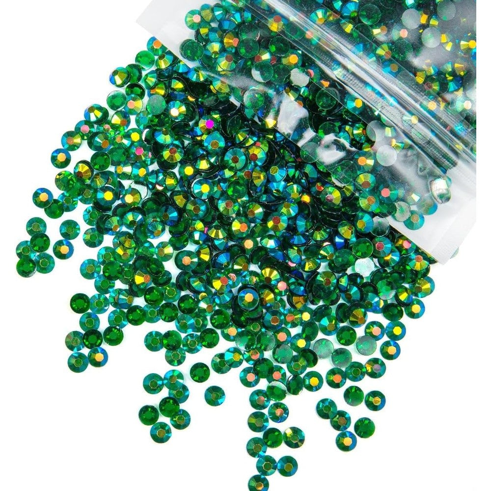 Qiipii emerald green AB resin rhinestones 3mm front view