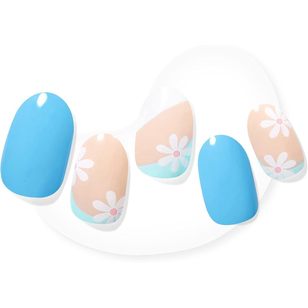 Dashing Diva Glaze Isn't It Daisy blue floral nail strips packaging