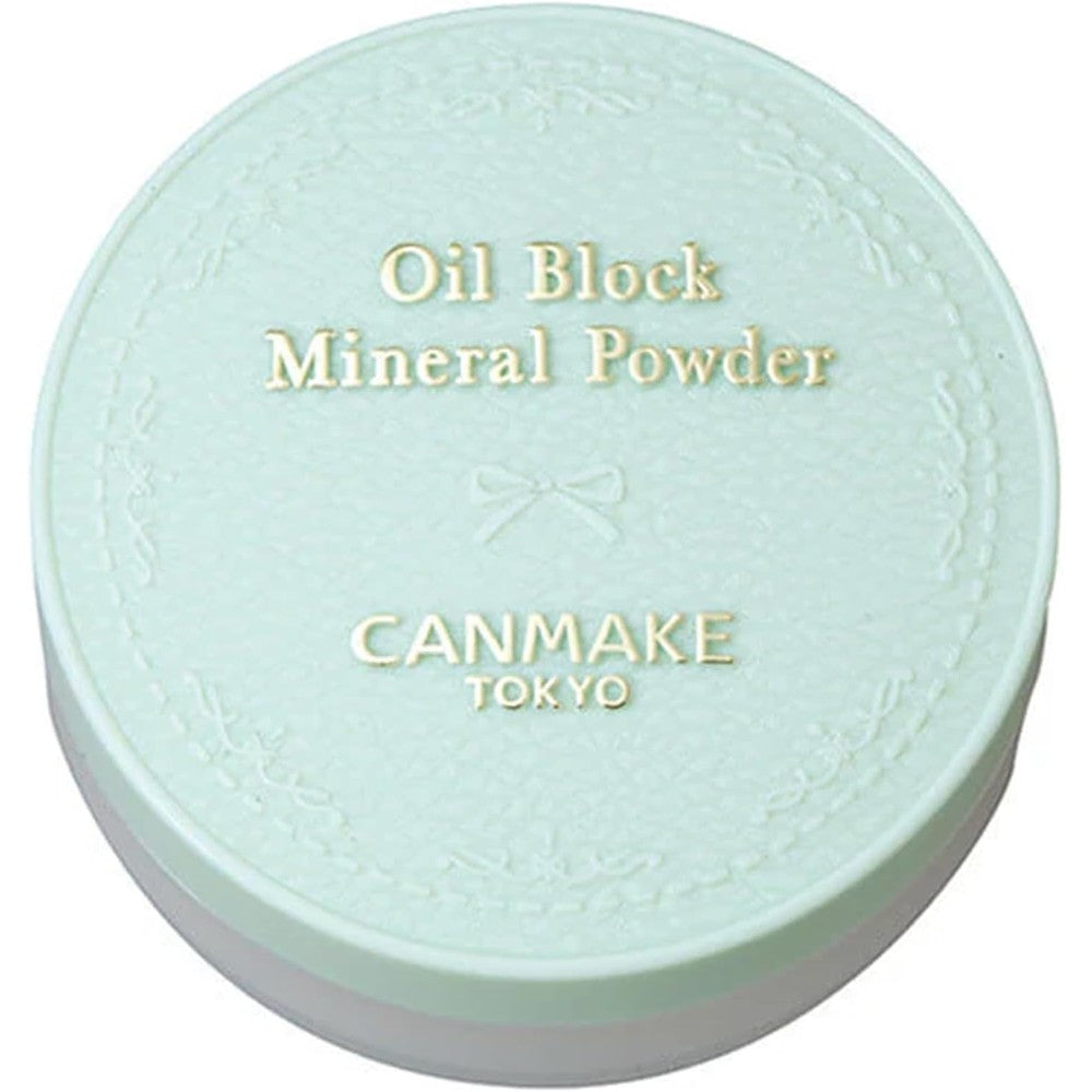CANMAKE Oil Block Mineral Powder C01 Fluffy Mint front view matte finish