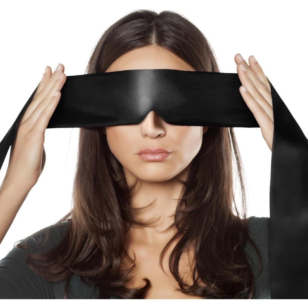 FRESHME Satin Sleep Mask front view black silk blindfold for sleeping