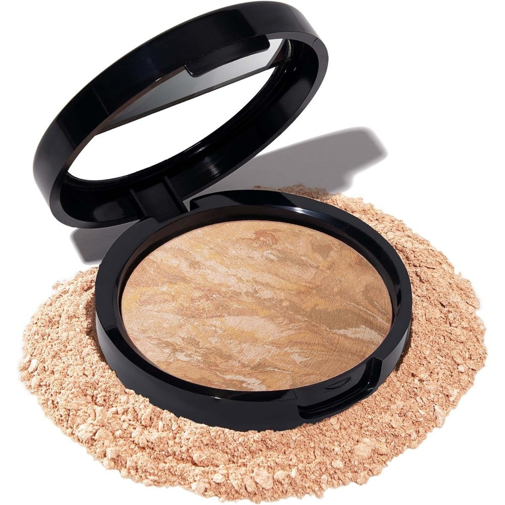 LAURA GELLER NEW YORK Baked Balance-N-Glow Illuminating Foundation Light shade compact top view