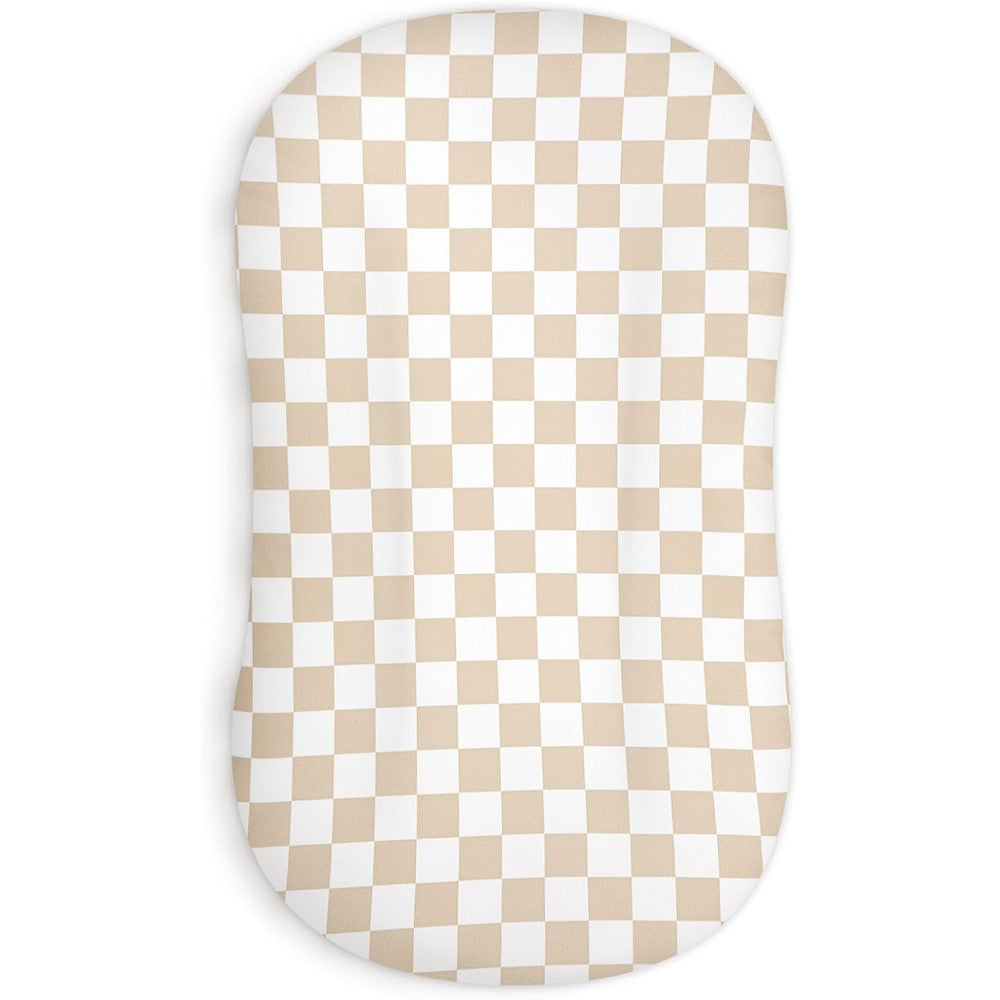Dilimi baby lounger cover front view showing light brown checkerboard pattern