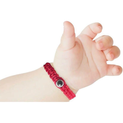 Puerta21 red protection bracelet for baby front view