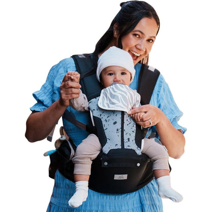 Momtory 6-in-1 baby carrier front view black color