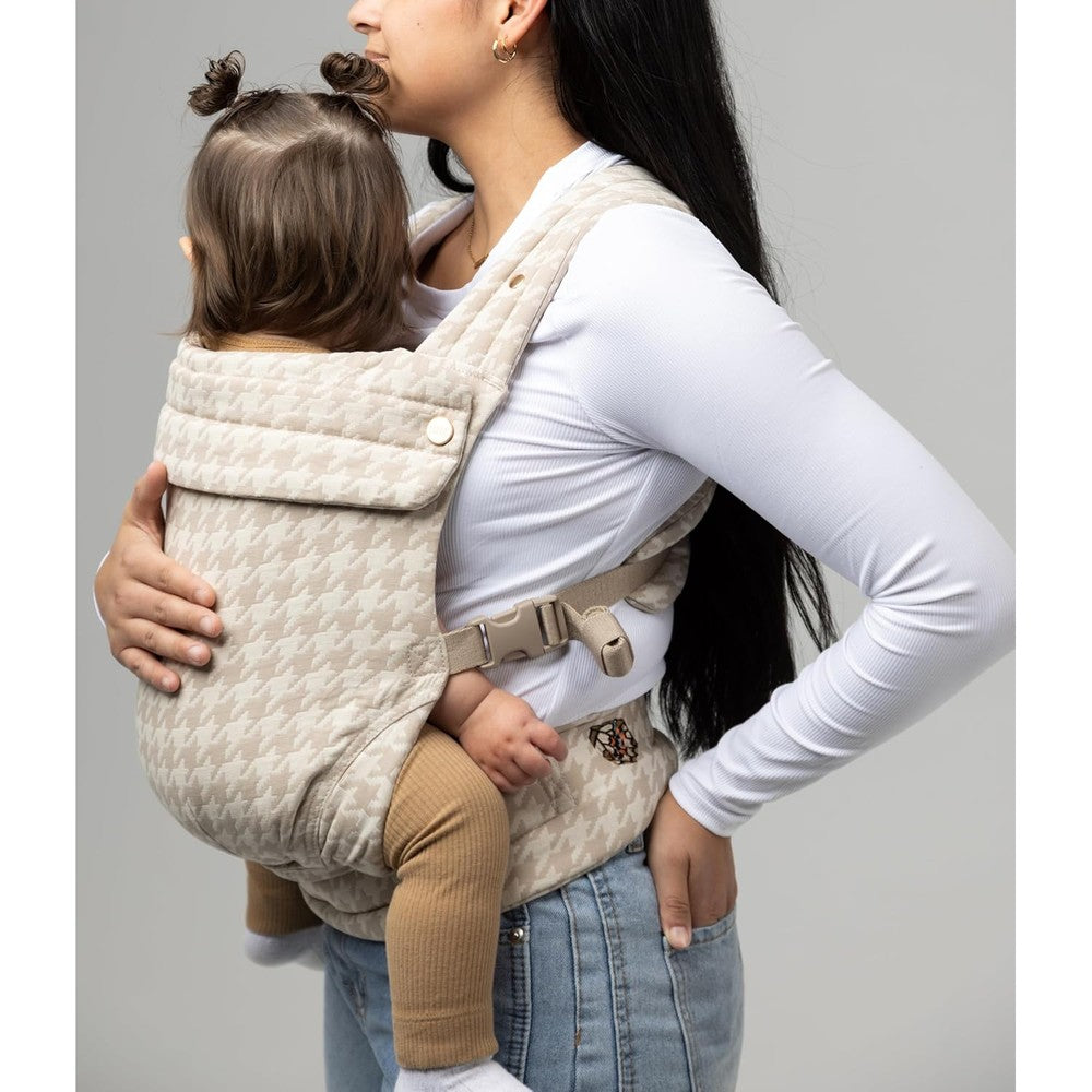 Mabē Monarch Ergonomic Baby Carrier front view in Houndstooth pattern
