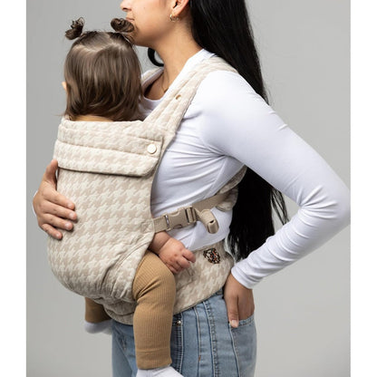Mabē Monarch Ergonomic Baby Carrier front view in Houndstooth pattern