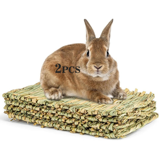Sukh Natural Rabbit Grass Mats Woven Hay Bedding For Small Animals 2 Pieces