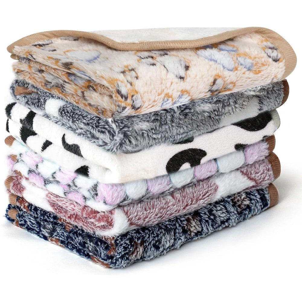 YedsIntu 6 Pieces Absorbent Guinea Pig Blankets Washable Small Animal Fleece Bedding Waterproof Cage Liners For Hamster Rabbit Ferret 16x24 Inches