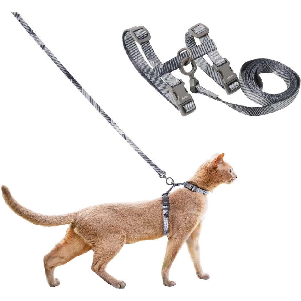 Pidan cat harness and leash set front view in grey color