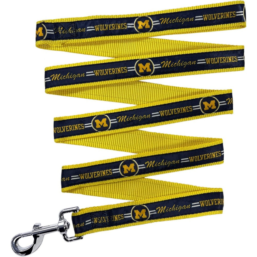 Pets First Michigan Wolverines dog leash front view displaying NCAA logo and team colors