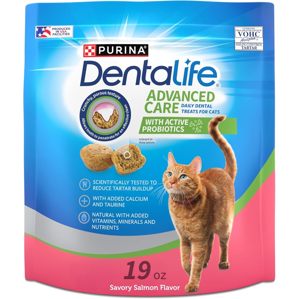 Purina DentaLife Cat Dental Treats Savory Salmon Flavor Made In USA Facilities Daily Oral Care Texture For Tartar Reduction Nineteen Ounce Bag