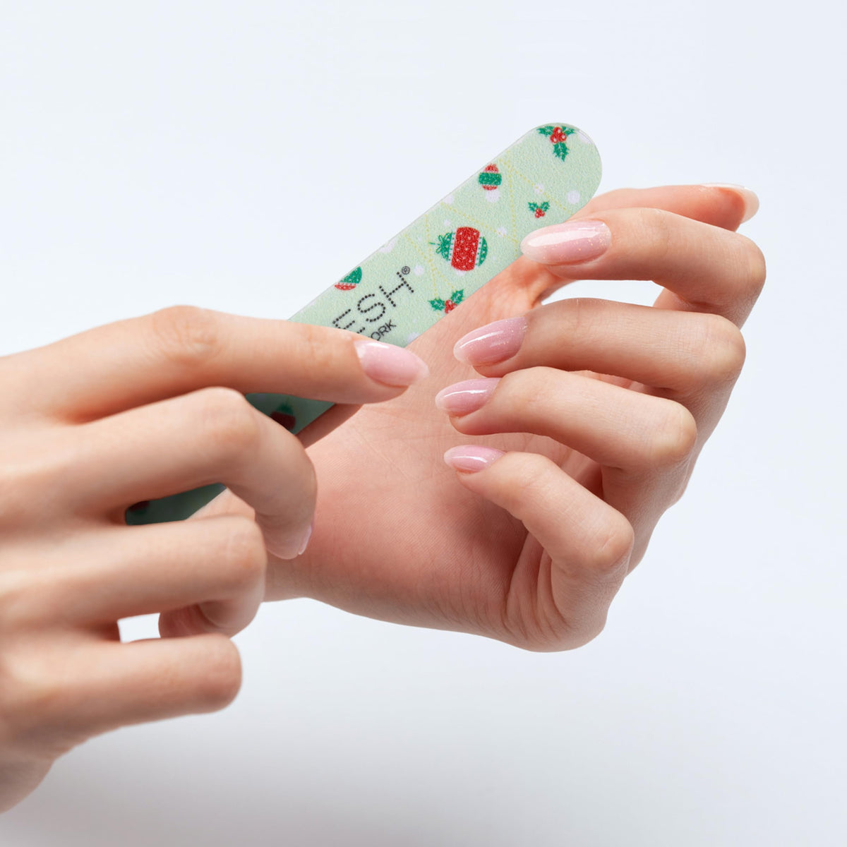 Voesh Mini Mani Gift Set included dual-grit mini nail file